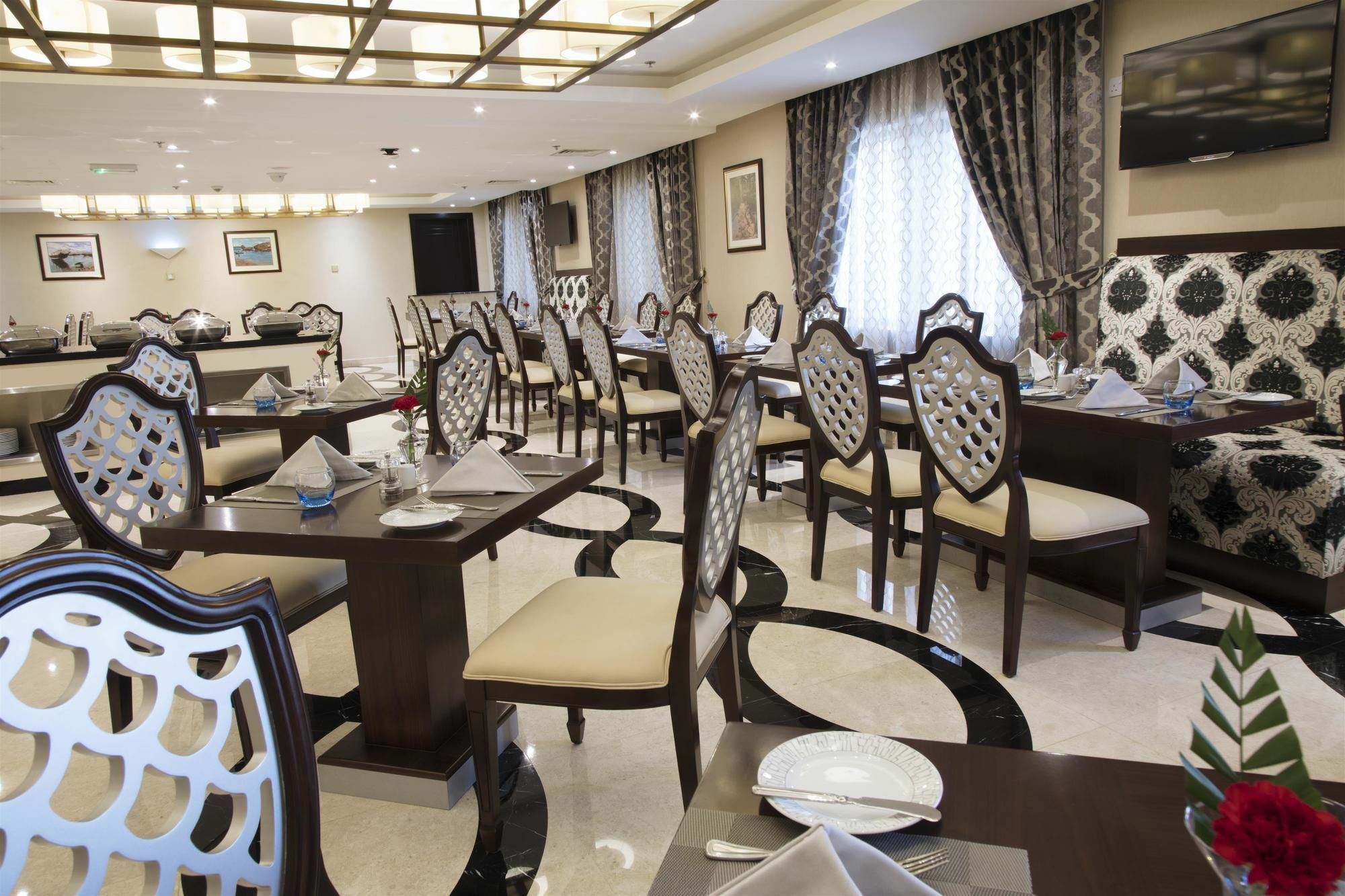 Coral Muscat Hotel And Apartments Dış mekan fotoğraf